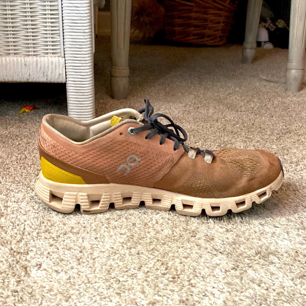 On Running Cloud X Women's Running Shoes Mocha Sand Size 9.5